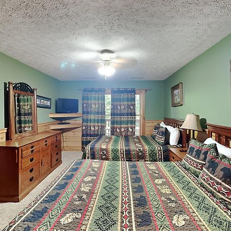 Above The Clouds, 4 Bedrooms, Pool Access, Private, Gaming, Sleeps 16 Gatlinburg Kültér fotó