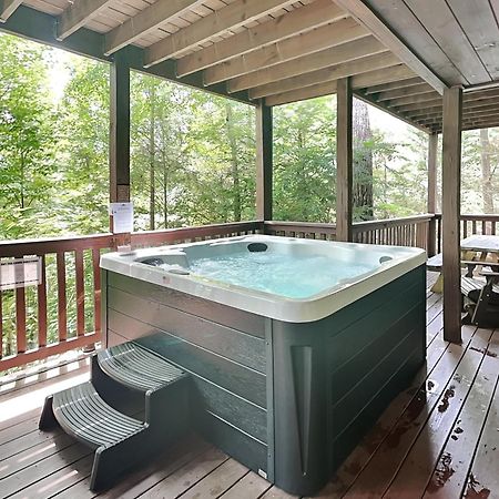 Above The Clouds, 4 Bedrooms, Pool Access, Private, Gaming, Sleeps 16 Gatlinburg Kültér fotó