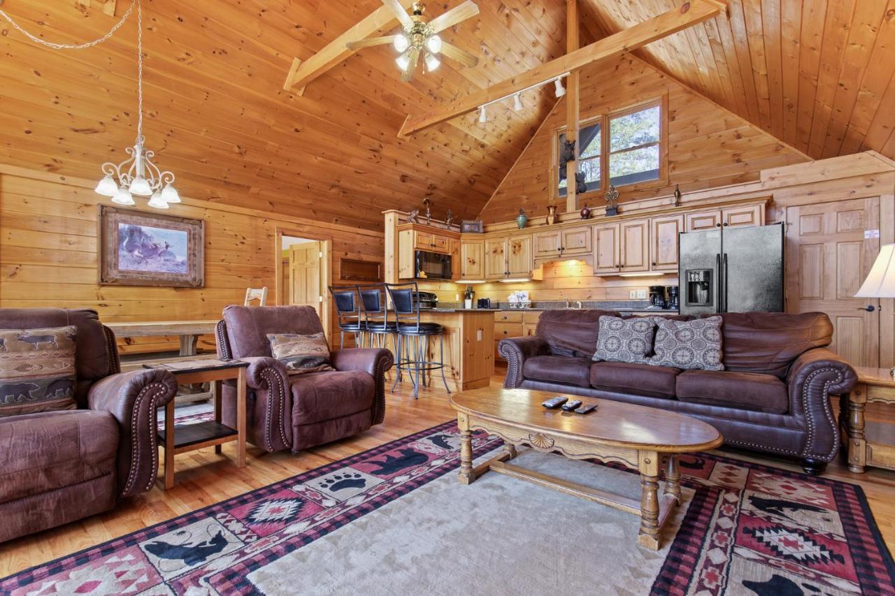 Above The Clouds, 4 Bedrooms, Pool Access, Private, Gaming, Sleeps 16 Gatlinburg Kültér fotó