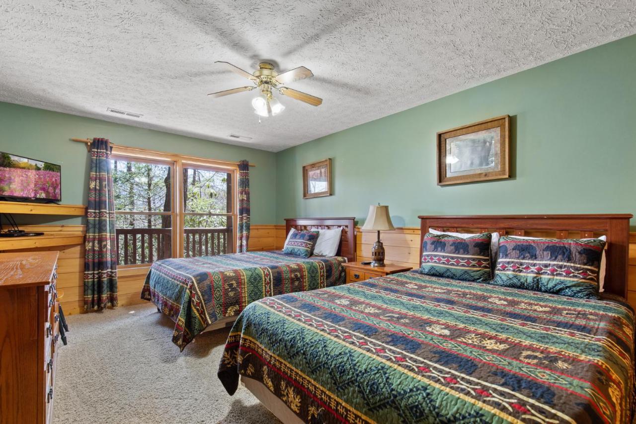 Above The Clouds, 4 Bedrooms, Pool Access, Private, Gaming, Sleeps 16 Gatlinburg Kültér fotó