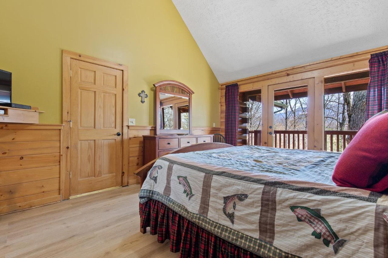 Above The Clouds, 4 Bedrooms, Pool Access, Private, Gaming, Sleeps 16 Gatlinburg Kültér fotó