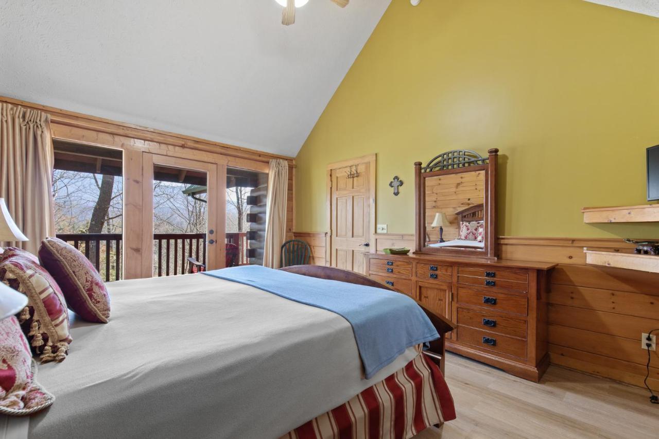 Above The Clouds, 4 Bedrooms, Pool Access, Private, Gaming, Sleeps 16 Gatlinburg Kültér fotó
