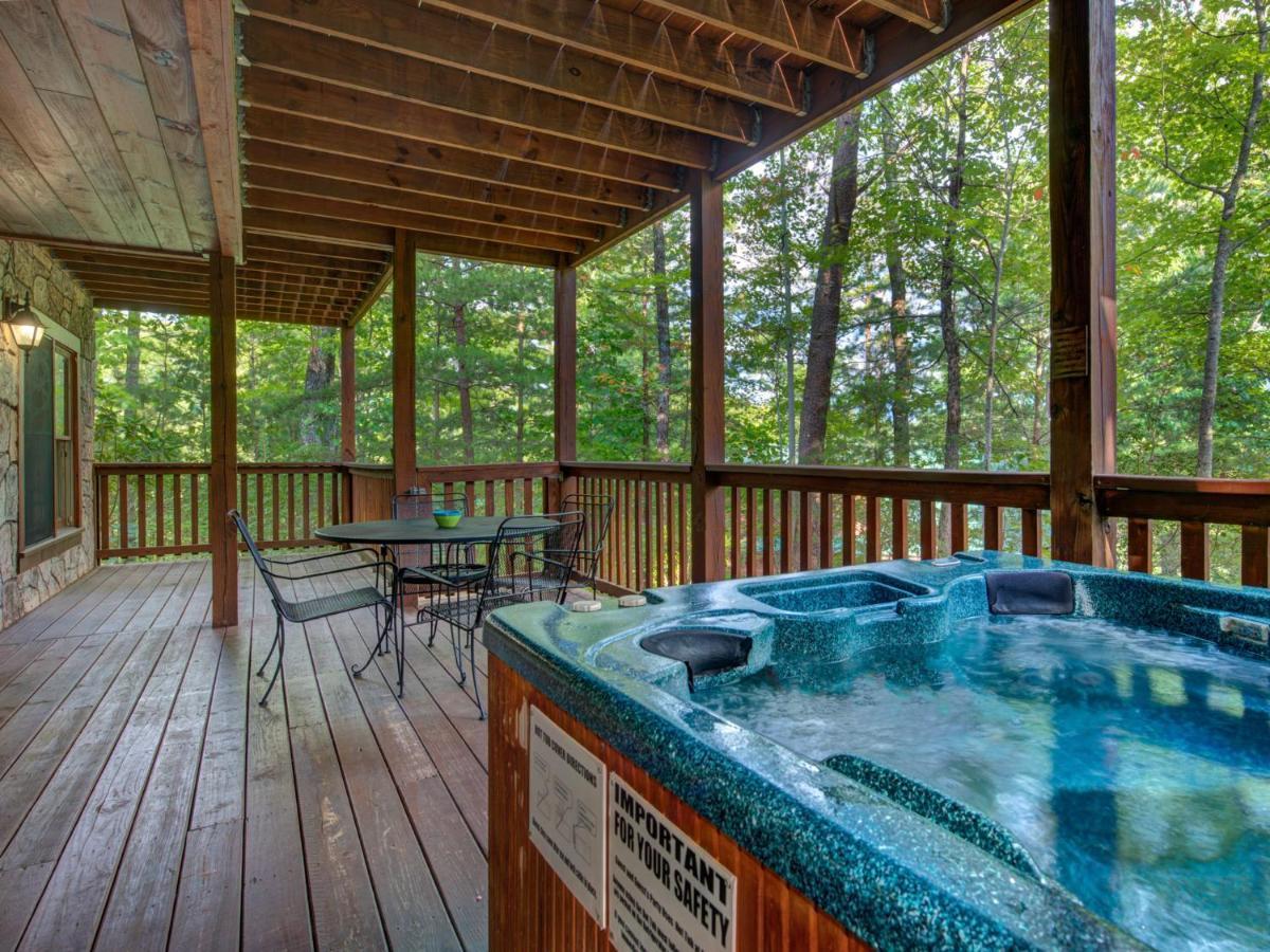 Above The Clouds, 4 Bedrooms, Pool Access, Private, Gaming, Sleeps 16 Gatlinburg Kültér fotó