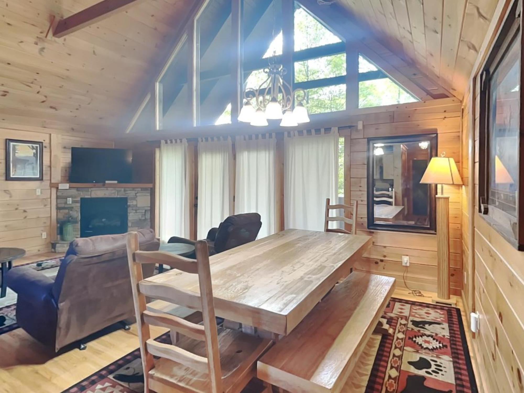 Above The Clouds, 4 Bedrooms, Pool Access, Private, Gaming, Sleeps 16 Gatlinburg Kültér fotó
