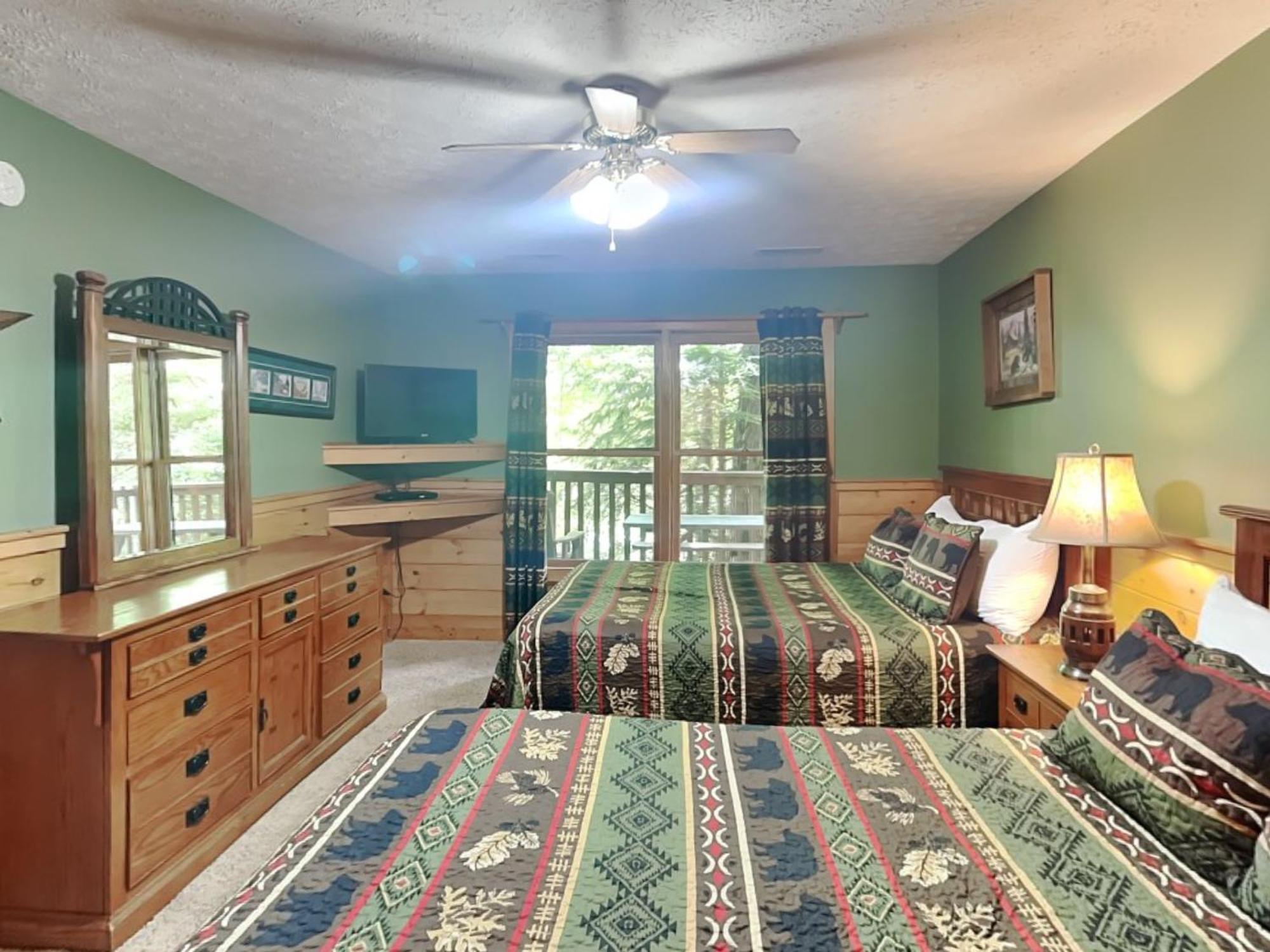 Above The Clouds, 4 Bedrooms, Pool Access, Private, Gaming, Sleeps 16 Gatlinburg Kültér fotó