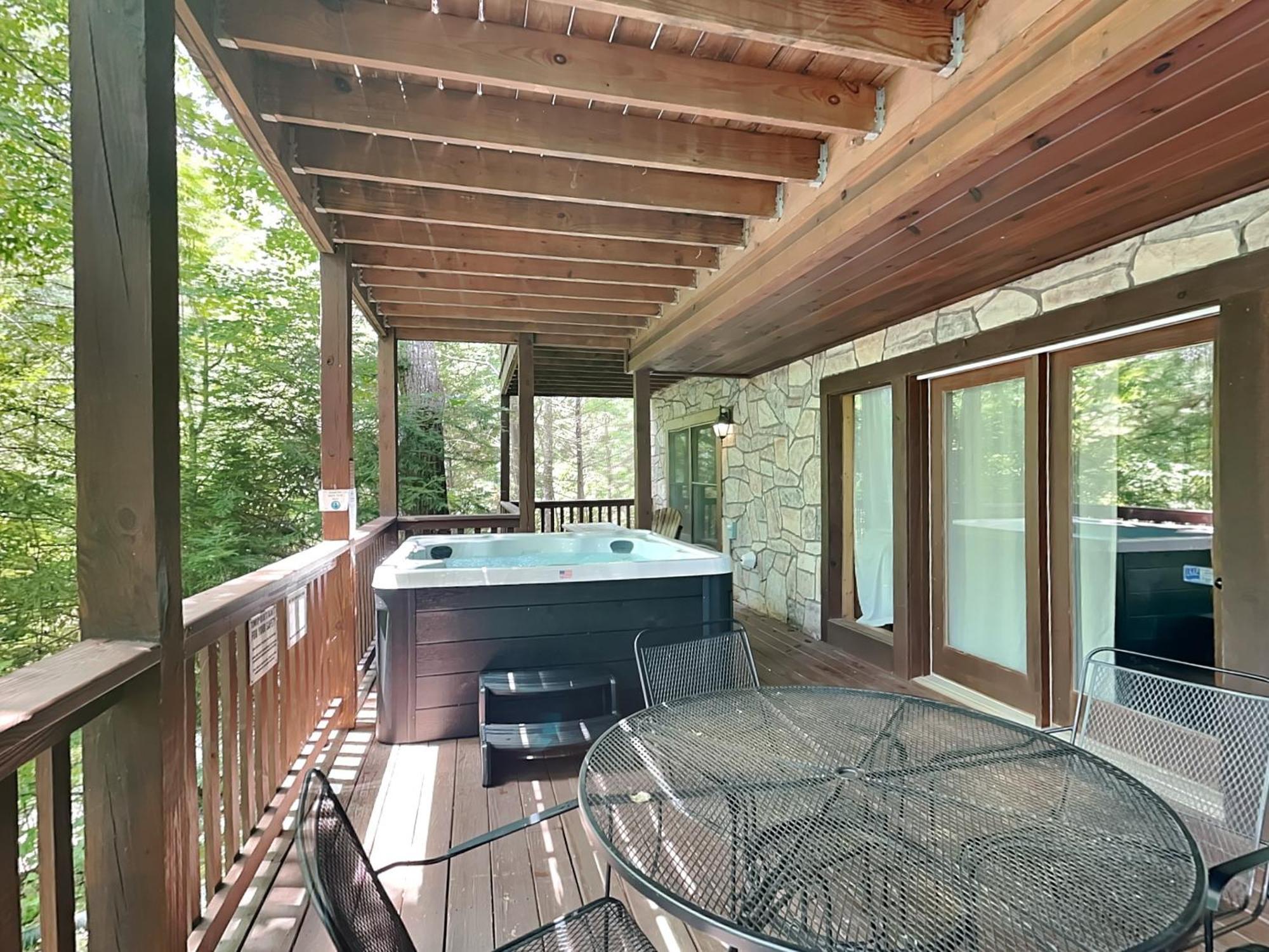 Above The Clouds, 4 Bedrooms, Pool Access, Private, Gaming, Sleeps 16 Gatlinburg Kültér fotó